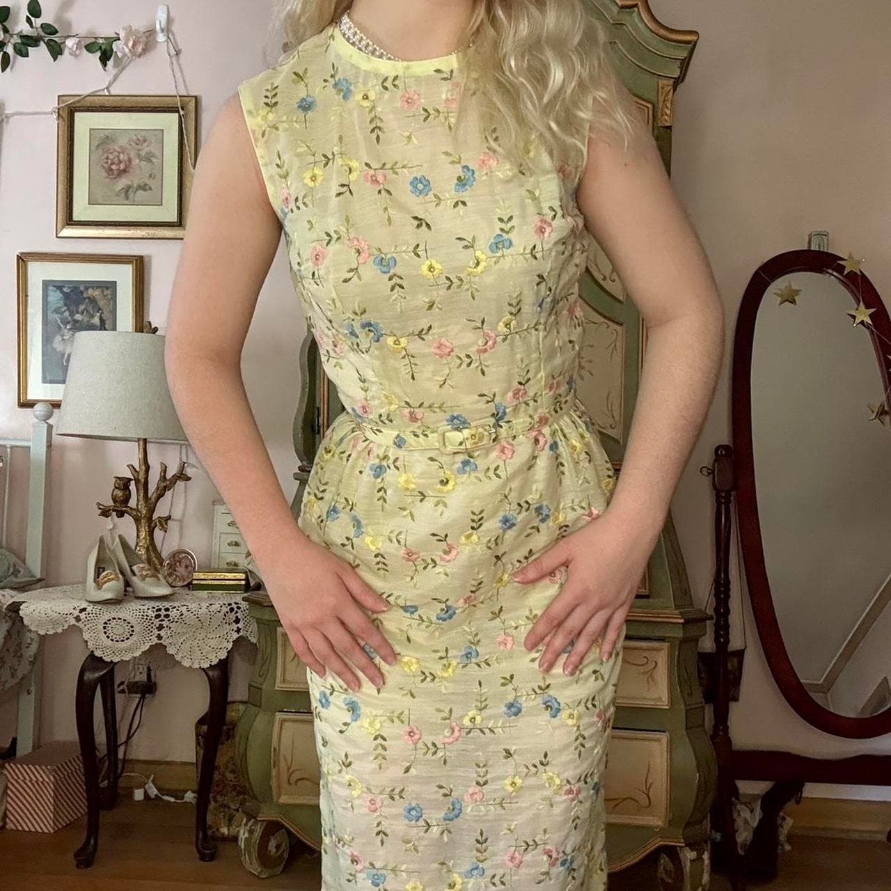 1950s yellow/green floral wiggle dress, view 5
